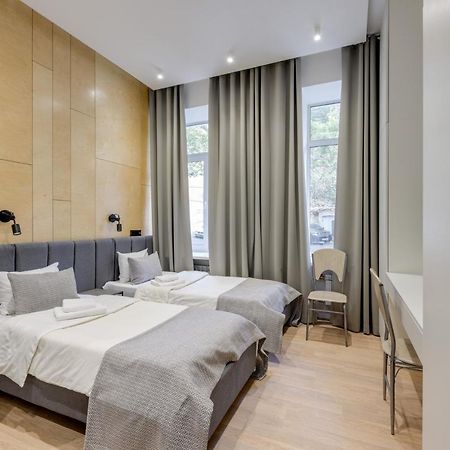 Centrooms Kropivnizkogo Mini-Hotel Kiev Eksteriør billede