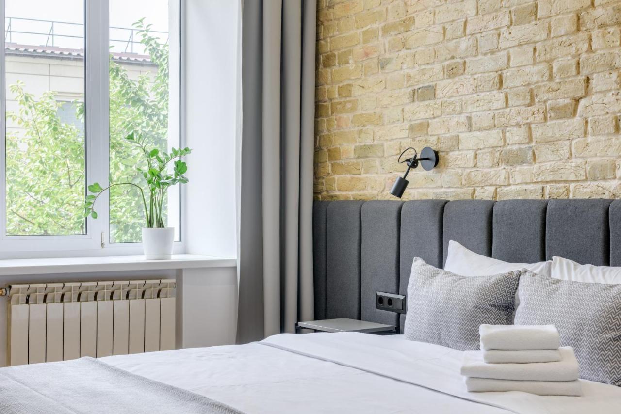 Centrooms Kropivnizkogo Mini-Hotel Kiev Eksteriør billede